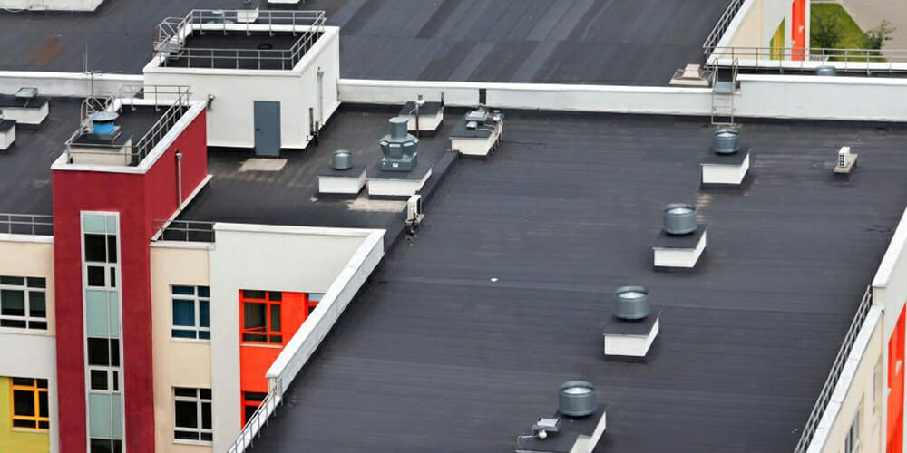 5 Tips for Choosing the Right Commercial Roof for Your Property